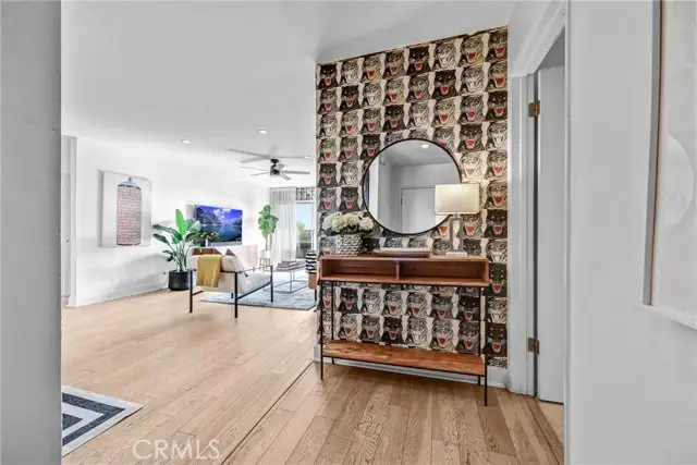 8400 De Longpre  #212, West Hollywood, CA 90069 - #3