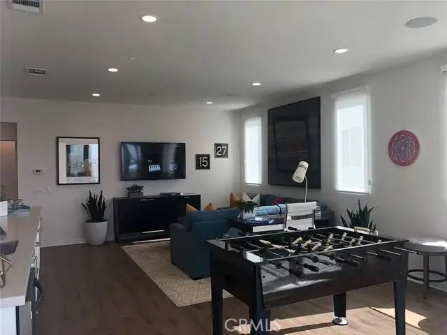 335 Magnet, Irvine, CA 92618 - Image #3