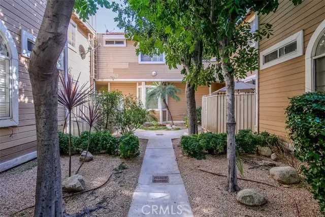 331 Genoa  #E, Monrovia, CA 91016 - #2