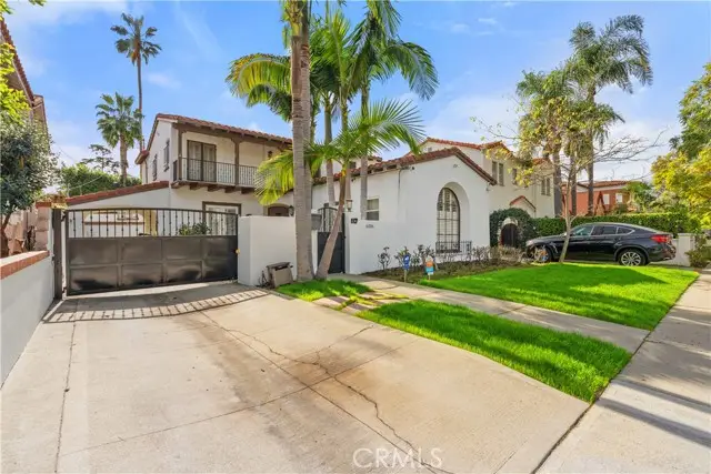 6216 5th, Los Angeles, CA 90048 - #1