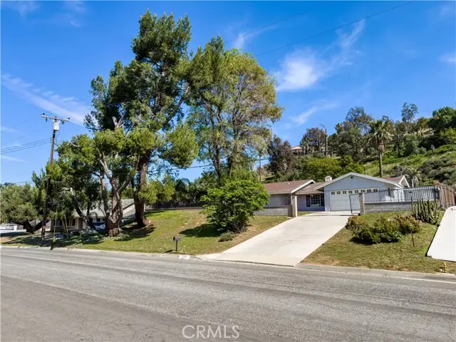 7774 Lakeside Dr, Riverside, CA 92509 - #1