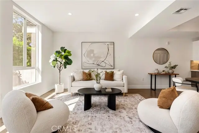 3715 San Marino Street  #105, Los Angeles, CA 90019 - #2