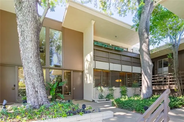 395 Cliff Drive  #105, Pasadena, CA 91107 - #2