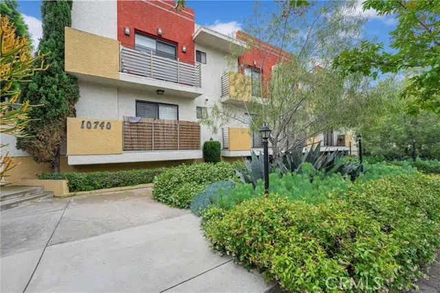 10740 Lawler, Los Angeles, CA 90034 - #3