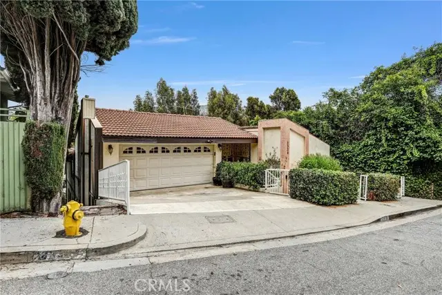 3334 Oak Glen, Los Angeles, CA 90068 - #2