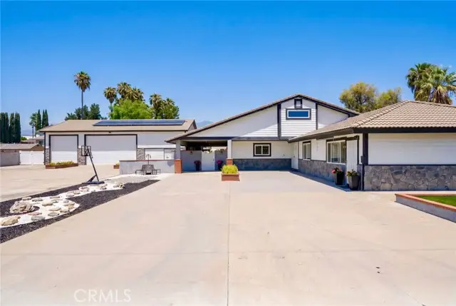 3742 Pilgrims Way, Chino, CA 91710 - #1