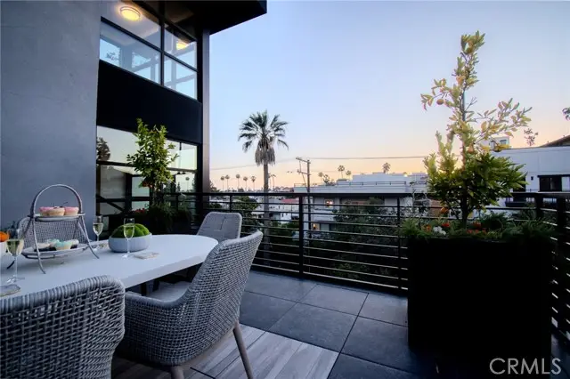 150 Oak Knoll  #202, Pasadena, CA 91101 - #3