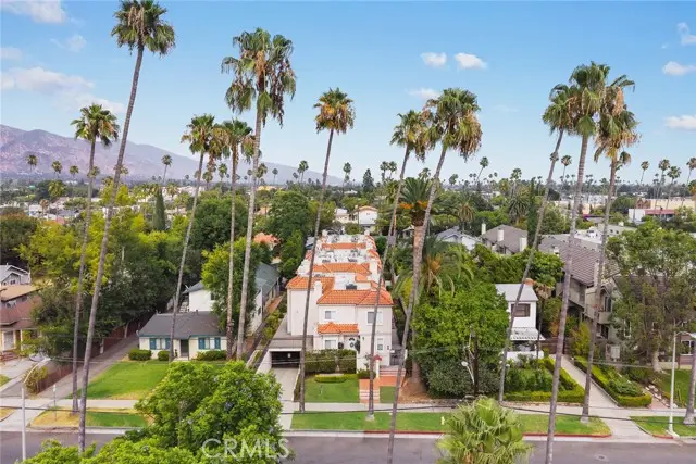 102 Harkness Avenue  #8, Pasadena, CA 91106 - #2