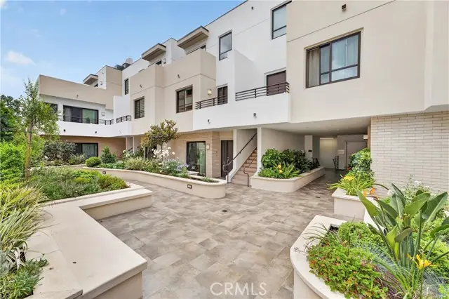 2428 Del Mar Boulevard  #206, Pasadena, CA 91107 - #1