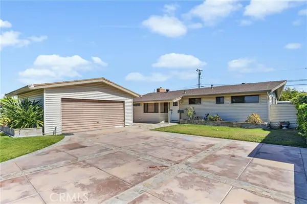 9912 Harle Avenue, Anaheim, CA 92804