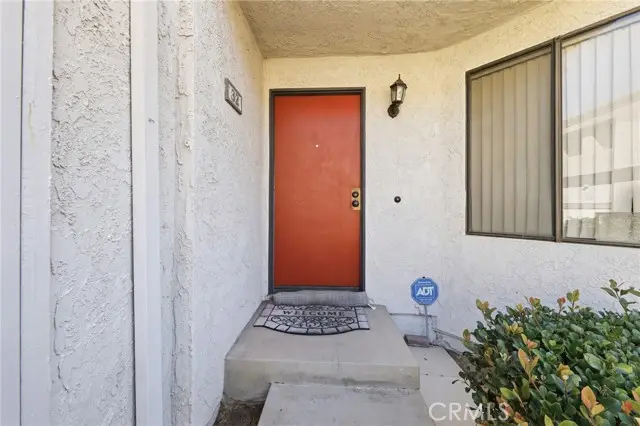 32 Brownfield Lane, Pomona, CA 91766 - #2