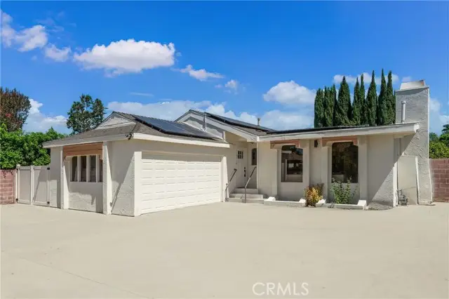 6246 Fallbrook, Woodland Hills, CA 91367 - #2