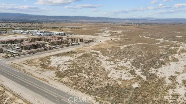 30 Avenue H, Lancaster, CA 93536