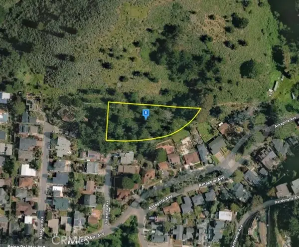 141 Hiawatha Avenue, Pacifica, CA 94044