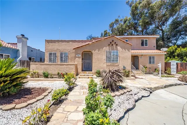 2525 Cochran Avenue, Los Angeles, CA 90016 - #1