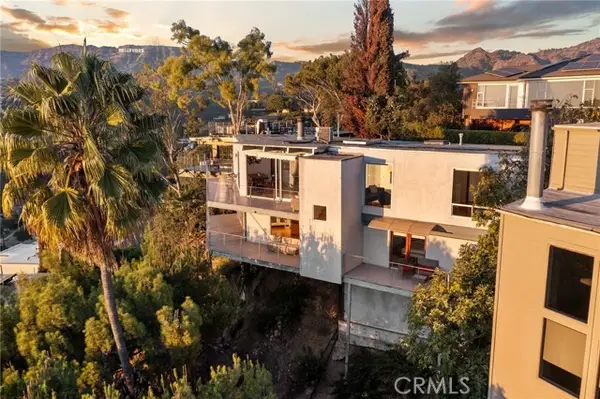 5675 Spreading Oak Drive, Los Angeles, CA 90068