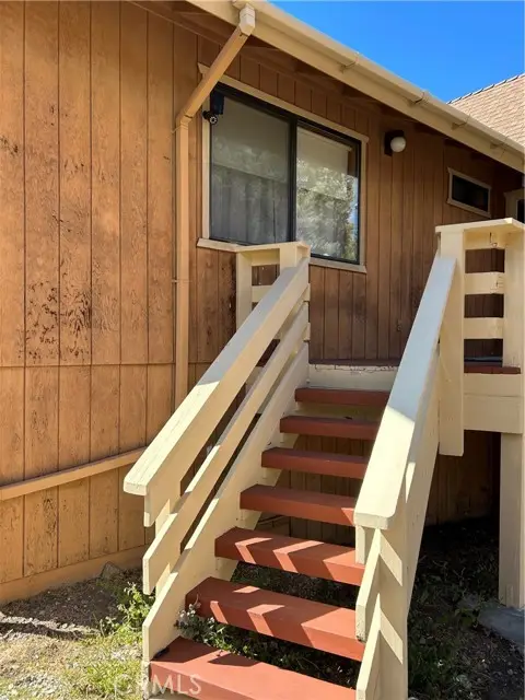 2017 Zermatt Drive, PINE MOUNTAIN CLUB, CA 93222