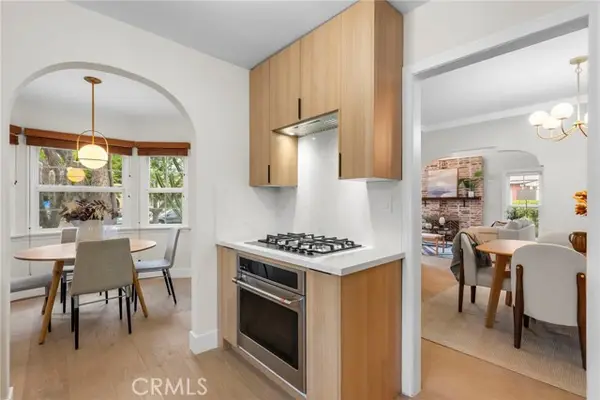 2928 11th, Los Angeles, CA 90018