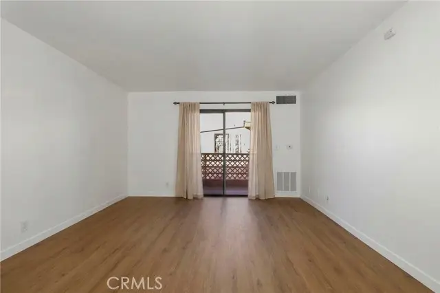 6815 Remmet  #311, Canoga Park, CA 91303 - Image #2