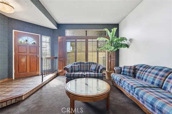 7100 Balboa Boulevard  #1003, Van Nuys, CA 91406