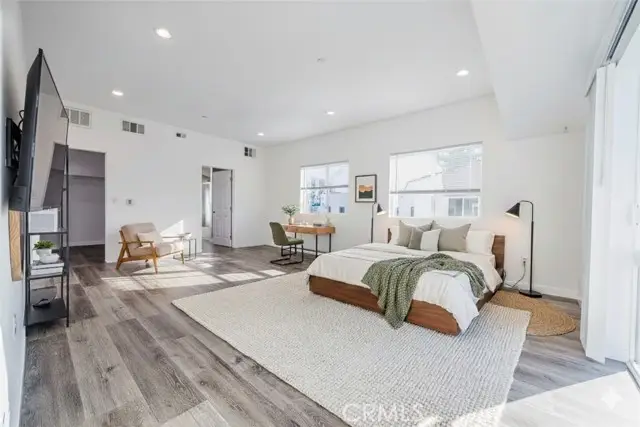 1119 Berendo, Los Angeles, CA 90029 - Image #3