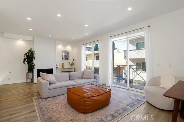 11723 Goshen Avenue  #103, Los Angeles, CA 90049 - #3