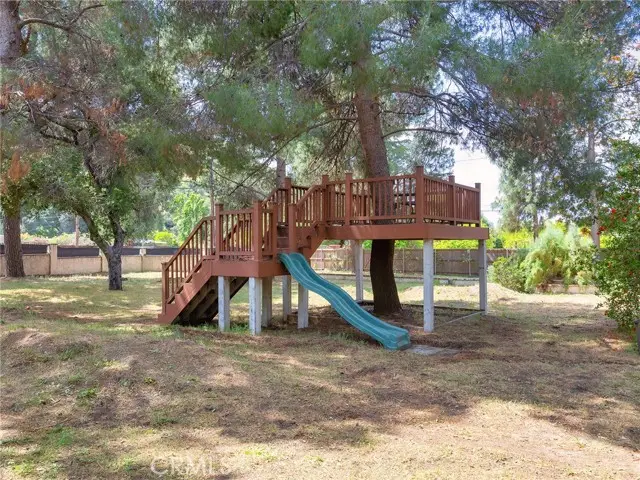9613 La Tuna Canyon Road, Sun Valley, CA 91352 - #2