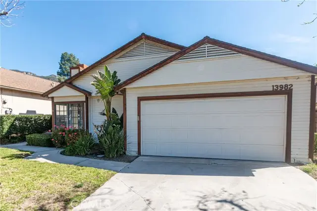 13982 Olive Grove, Sylmar, CA 91342 - #1