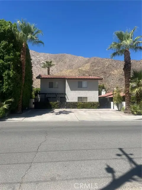 225 Cahuilla, Palm Springs, CA 92262