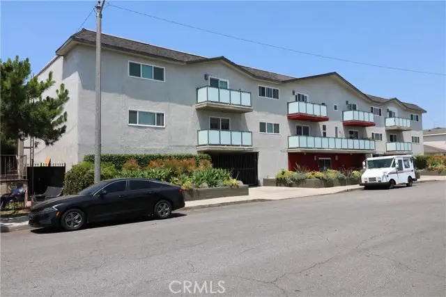 525 Shelton  #102, Burbank, CA 91506 - #2