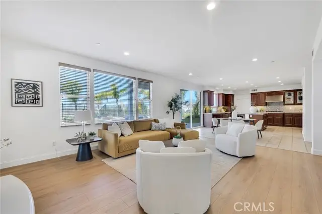 10641 Lost Trail Avenue, Sunland, CA 91040 - #2