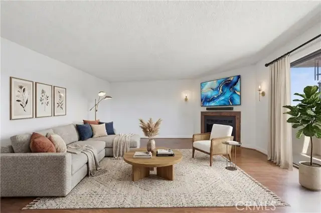 605 Redondo  #304, Long Beach, CA 90814 - #1