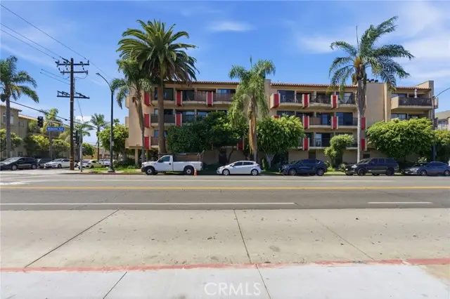 605 Redondo  #304, Long Beach, CA 90814 - #2