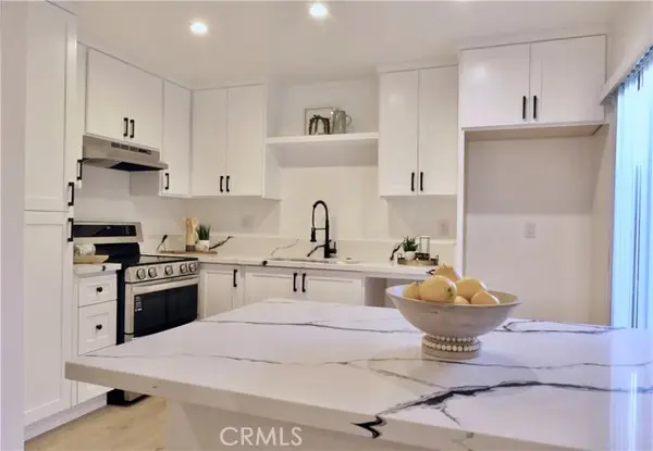 7300 Lennox, Van Nuys, CA 91405
