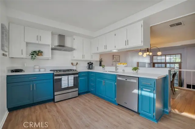 4173 Sarah Street  #8, Burbank, CA 91505 - #3