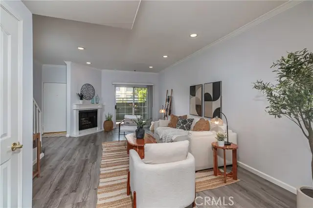 11485 Moorpark Street  #15, Studio City, CA 91602 - #2