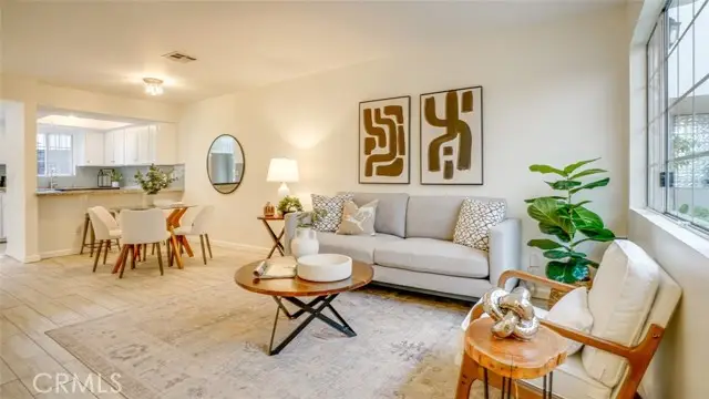 305 Valencia Avenue  #R, Burbank, CA 91502 - #1