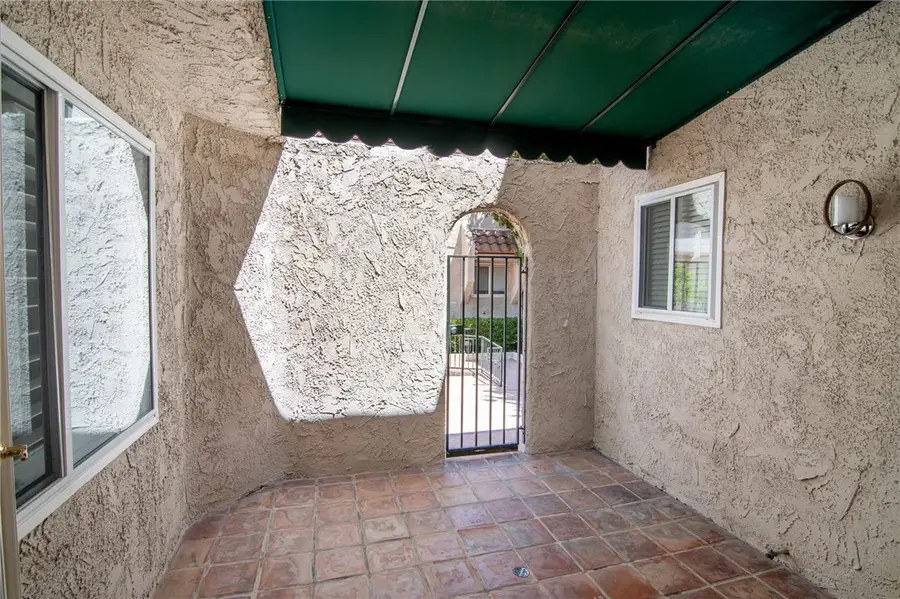 5401 Zelzah  #115, Encino, CA 91316 - #3