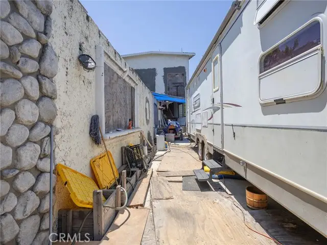 4463 Bellflower Avenue, North Hollywood, CA 91602 - #2