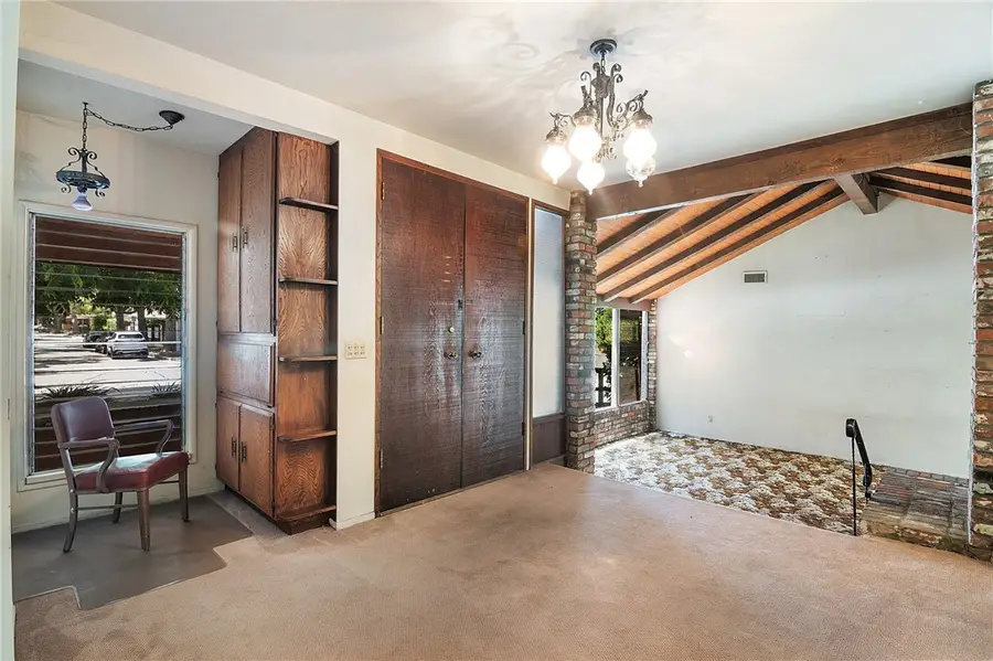 700 Mariposa Street, Burbank, CA 91506 - #3