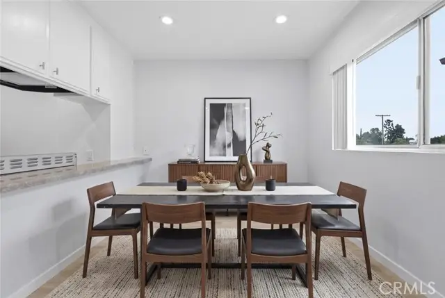6245 Woodman Avenue  #209, Van Nuys, CA 91401 - #3