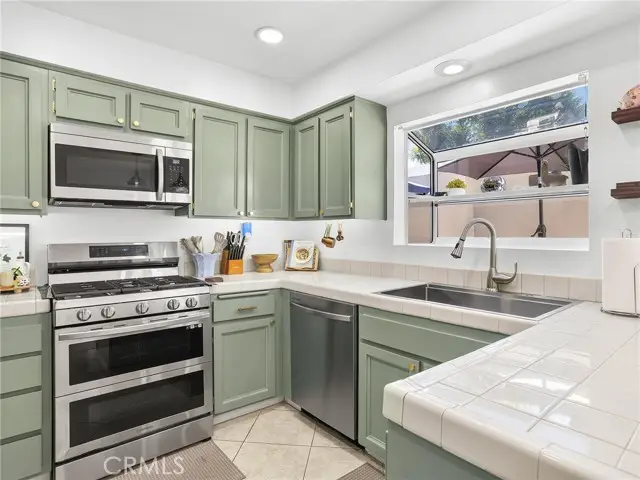 17734 Devonshire Street  #7, Northridge, CA 91325 - #3