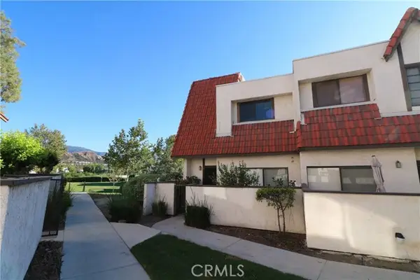 27644 Nugget  #1, Canyon Country, CA 91387