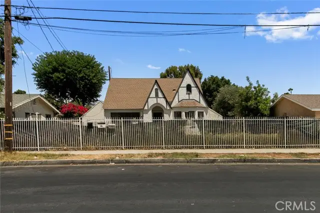 6824 Tyrone, Van Nuys, CA 91405 - #2