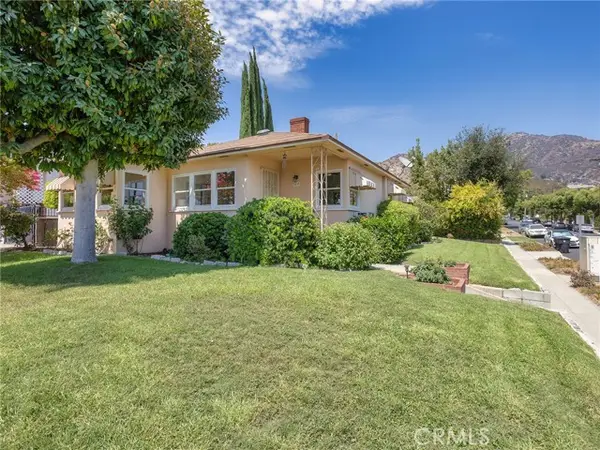 524 Bel Aire Drive, Burbank, CA 91501