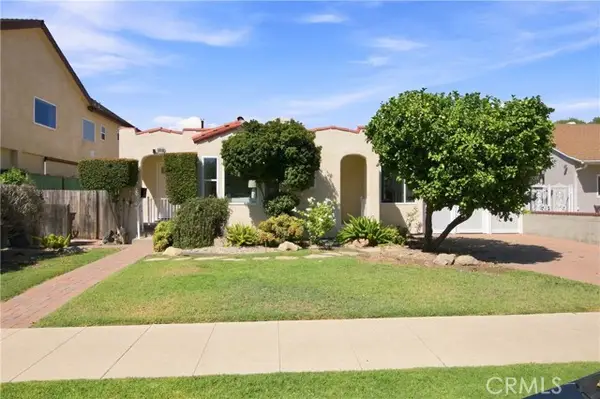 2207 Lamer Street, Burbank, CA 91504