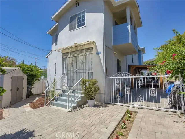 3305 Community Avenue, Glendale, CA 91214 - #3