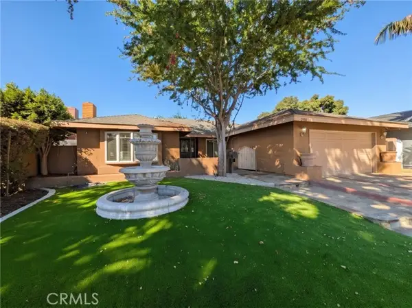 2518 Hathaway, Santa Ana, CA 92705