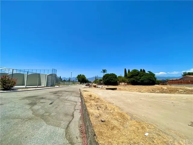 1053 Madison Street, San Bernardino, CA 92411 - #2