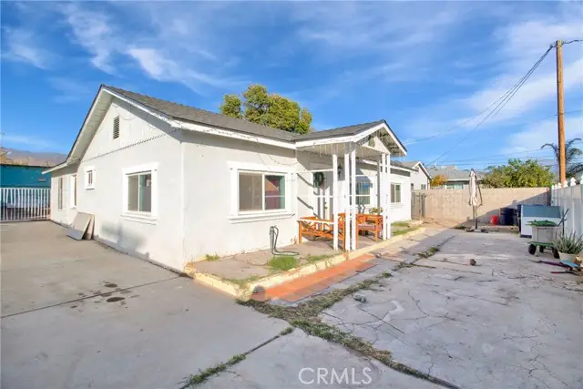 26472 Western Avenue, Highland, CA 92346 - #2